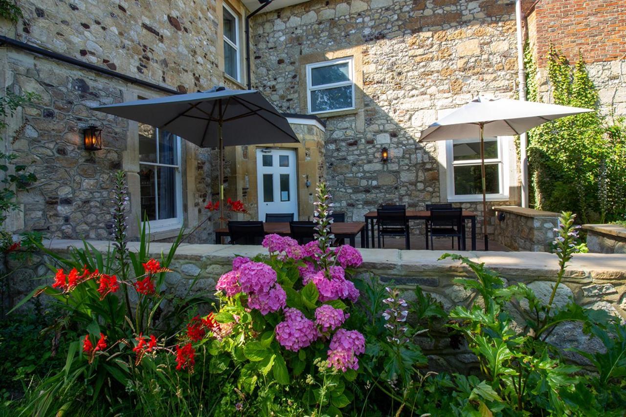 Cosy Wolf Bed & Breakfast Freshwater Extérieur photo